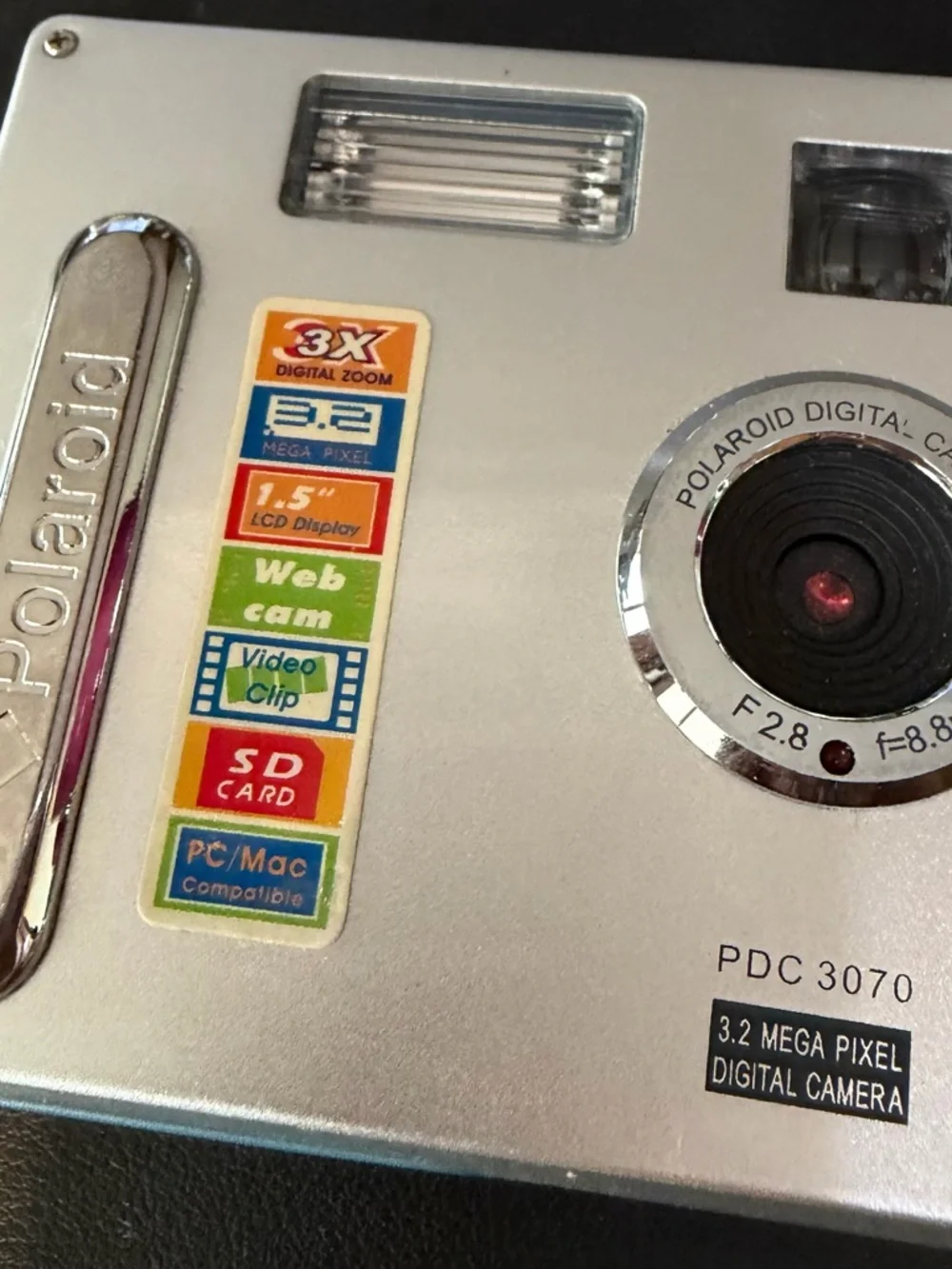 Polaroid Silver PDC 3070 Compact Digital Camera.